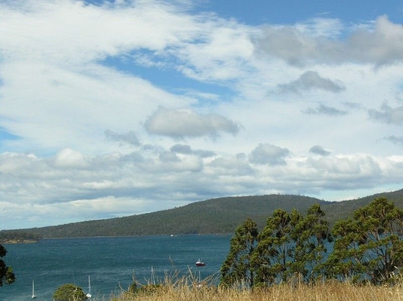 Photo - 1 Girardin Way, Dover TAS 7117 - Image 2