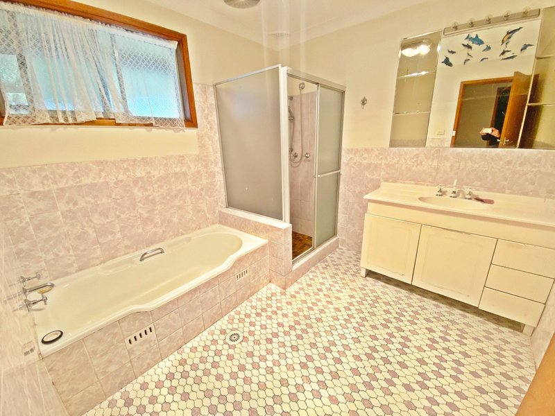 Photo - 1 Gladstone Street, Canley Heights NSW 2166 - Image 5