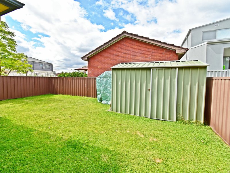 Photo - 1 Gladstone Street, Canley Heights NSW 2166 - Image 10