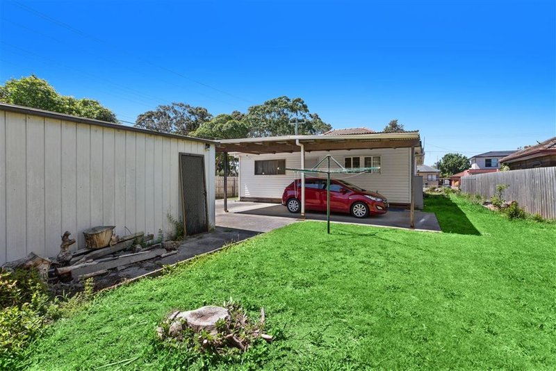 Photo - 1 Glenbrook Avenue, Clayton VIC 3168 - Image 5