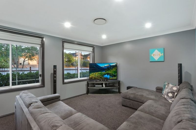 Photo - 1 Glenfield Drive, Currans Hill NSW 2567 - Image 2