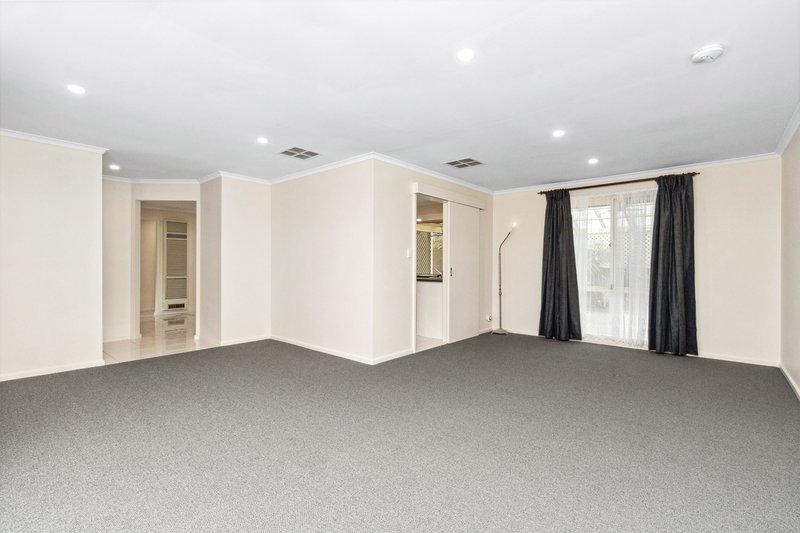 Photo - 1 Glenhuntly Drive, Flagstaff Hill SA 5159 - Image 2