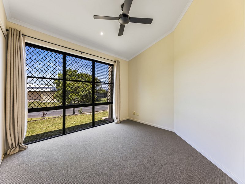 Photo - 1 Glennie Close, Caloundra West QLD 4551 - Image 13