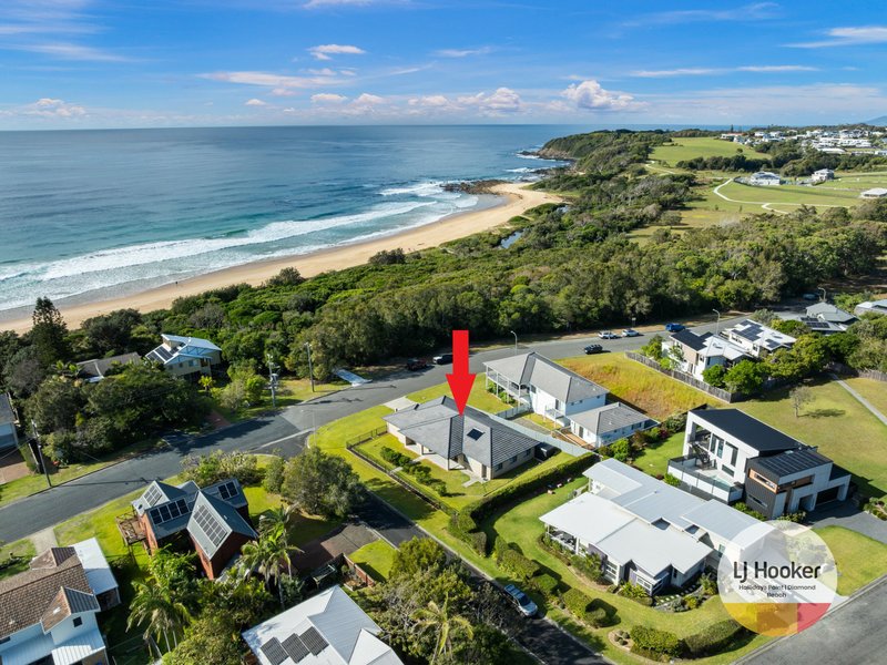 Photo - 1 Golden Drive, Diamond Beach NSW 2430 - Image 1