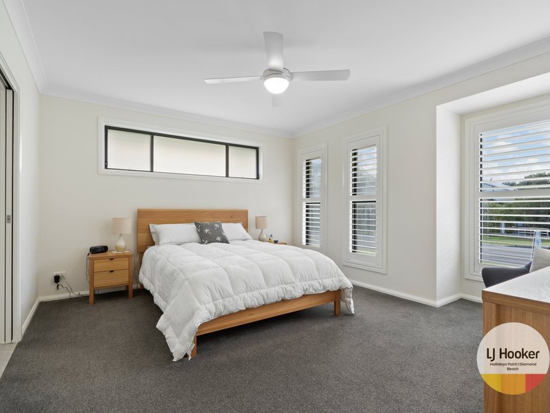 Photo - 1 Golden Drive, Diamond Beach NSW 2430 - Image 6