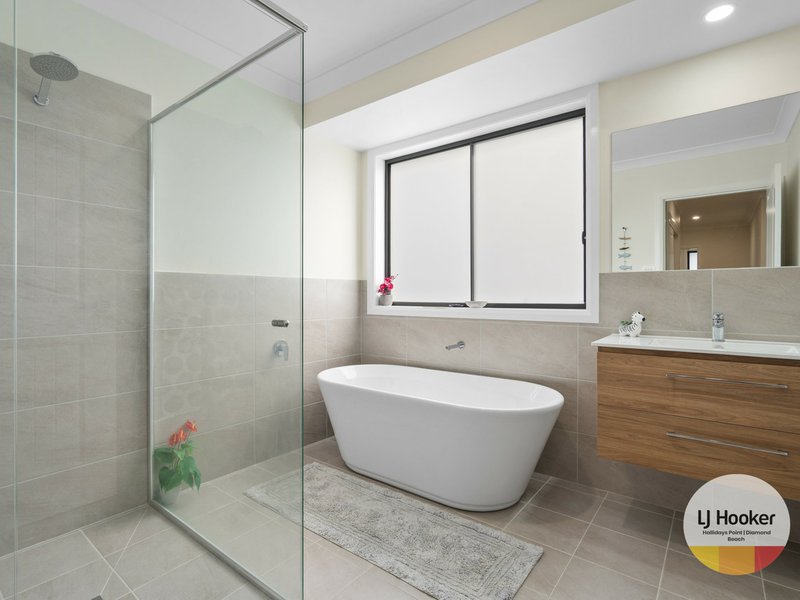 Photo - 1 Golden Drive, Diamond Beach NSW 2430 - Image 12