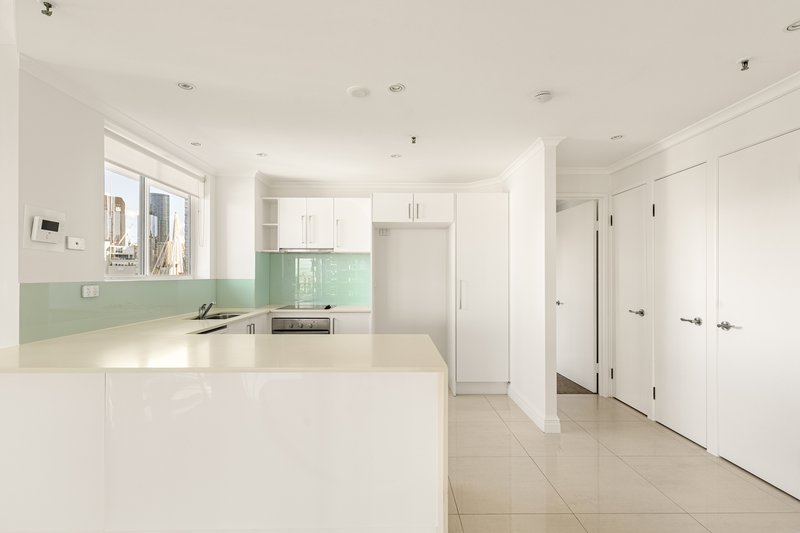 Photo - 1 Goodwin Street, Kangaroo Point QLD 4169 - Image 2