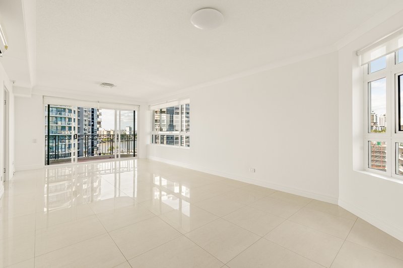 Photo - 1 Goodwin Street, Kangaroo Point QLD 4169 - Image 4