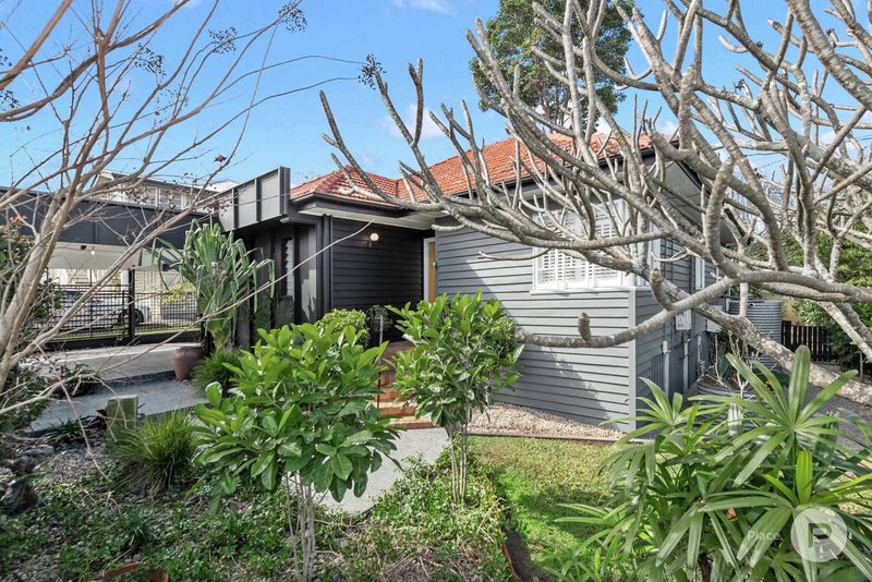 Photo - 1 Gorban Street, Holland Park QLD 4121 - Image 23