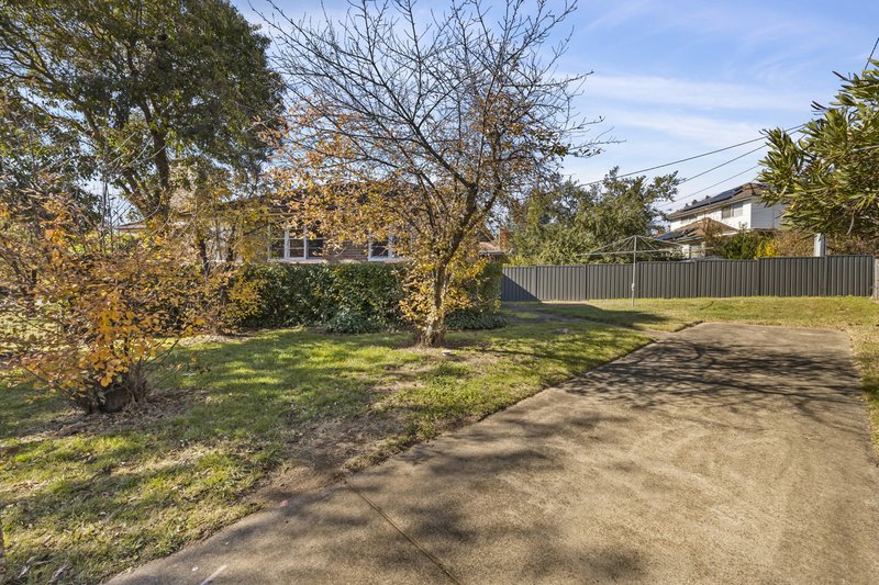 Photo - 1 Gormanston Crescent, Deakin ACT 2600 - Image 1