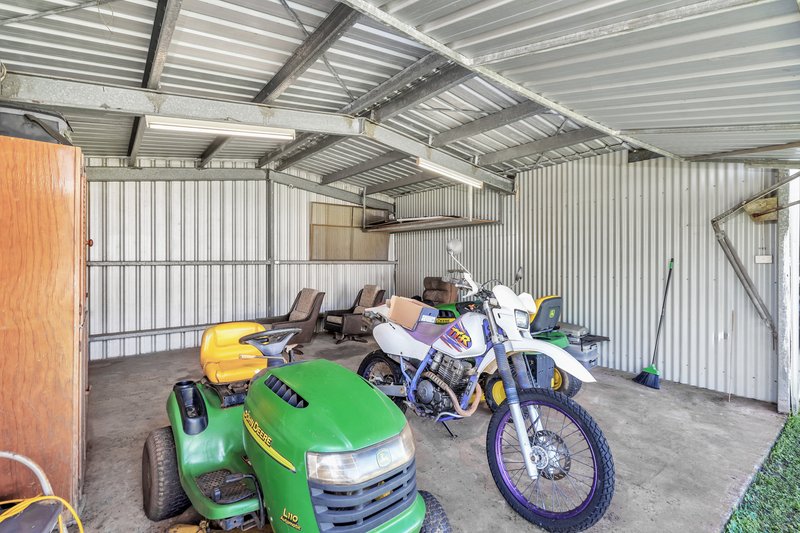 Photo - 1 Goroka Close, Wangan QLD 4871 - Image 15