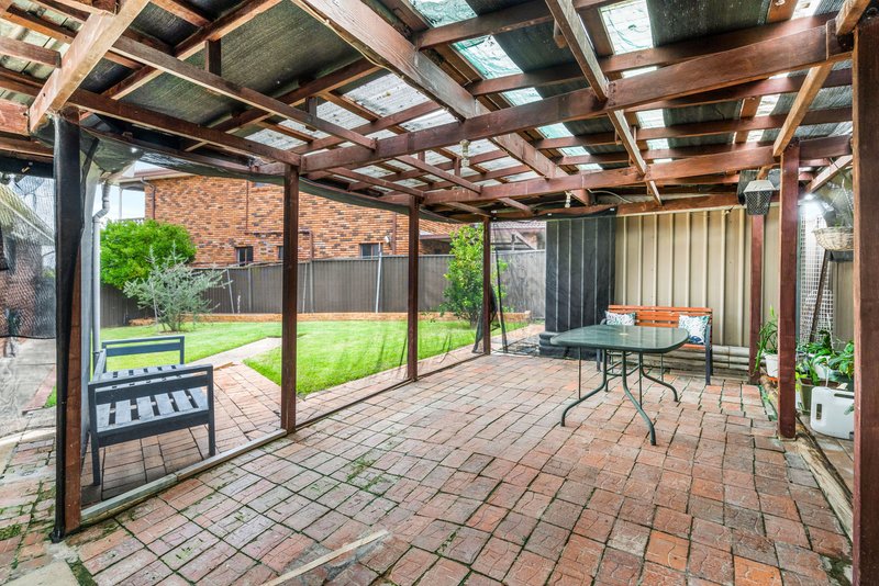 Photo - 1 Gove Avenue, Green Valley NSW 2168 - Image 17