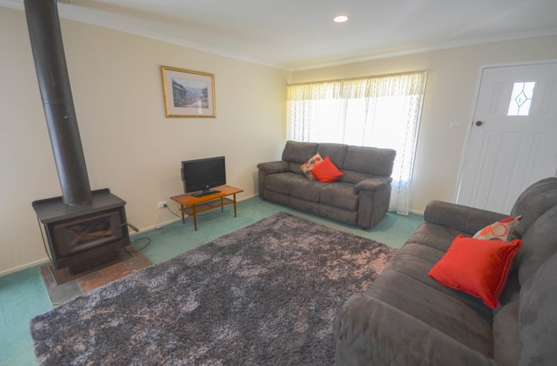 Photo - 1 Government Road, Yerrinbool NSW 2575 - Image 3