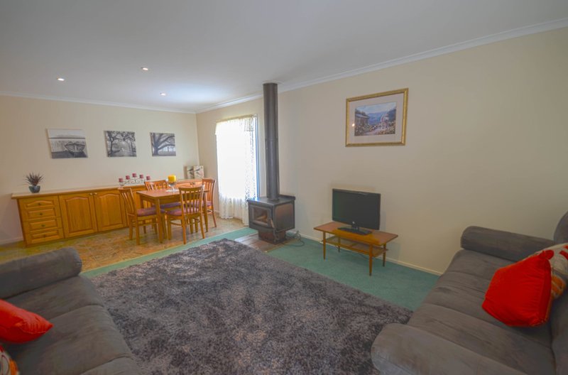 Photo - 1 Government Road, Yerrinbool NSW 2575 - Image 6