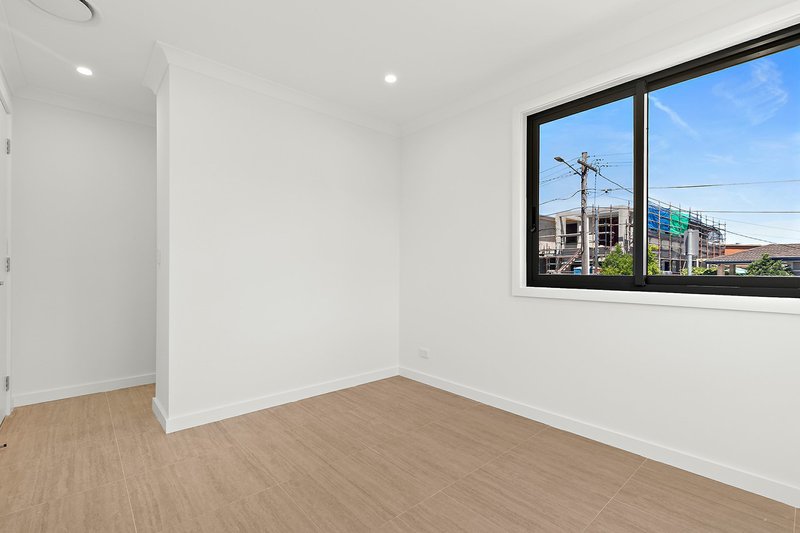 Photo - 1 Grace Avenue, Condell Park NSW 2200 - Image 4