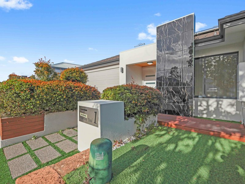 Photo - 1 Grapestone Road, Piara Waters WA 6112 - Image 2