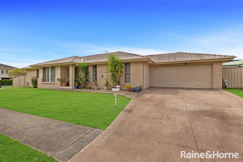 1 Grasstree Avenue, Woongarrah NSW 2259