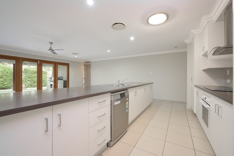 Photo - 1 Grasstree Crescent, Kirkwood QLD 4680 - Image 3