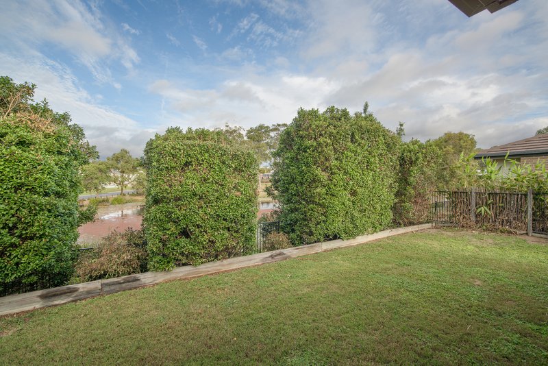 Photo - 1 Grasstree Crescent, Kirkwood QLD 4680 - Image 21