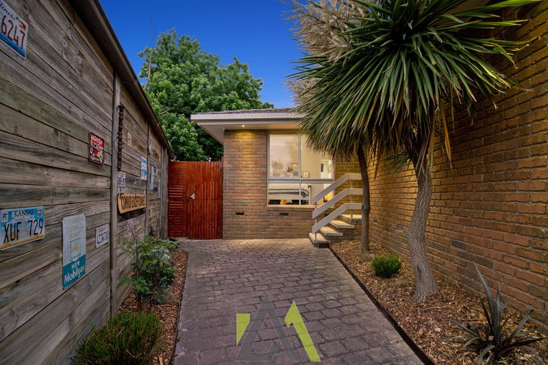 Photo - 1 Green Acres Court, Langwarrin VIC 3910 - Image 2