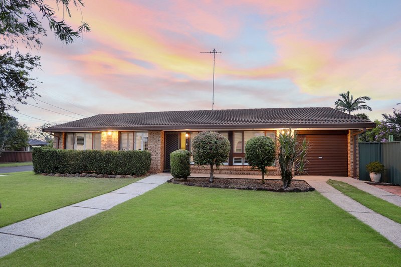 1 Greenmeadows Crescent, Toongabbie NSW 2146