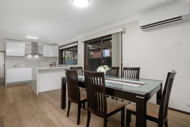 Photo - 1 Greenmeadows Crescent, Toongabbie NSW 2146 - Image 4