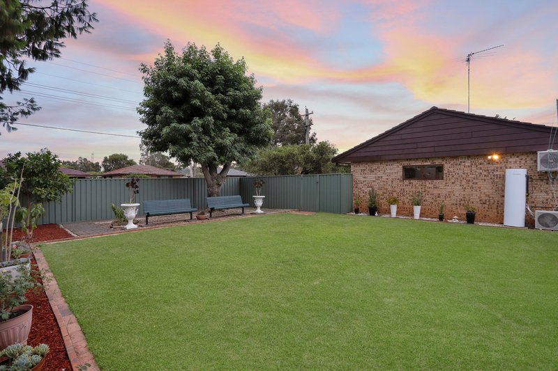 Photo - 1 Greenmeadows Crescent, Toongabbie NSW 2146 - Image 13