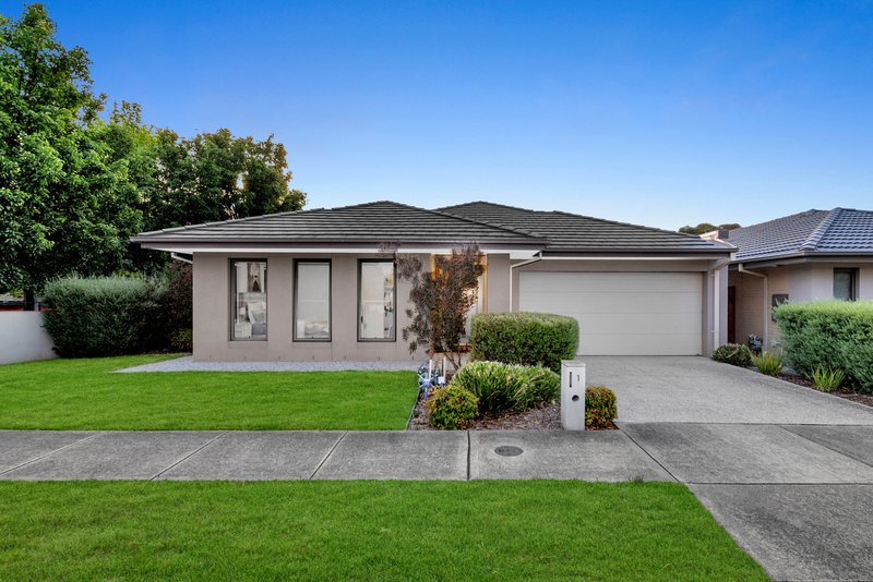 1 Greenside Circuit, Sandhurst VIC 3977