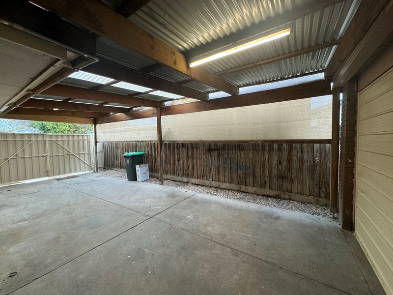 Photo - 1 Grevillia Court, Altona Meadows VIC 3028 - Image 12