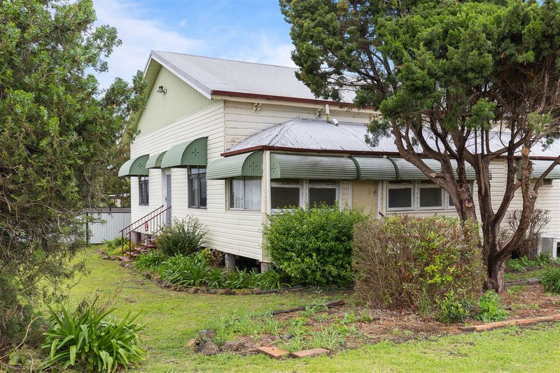 Photo - 1 Grimes Street, Clifton QLD 4361 - Image 17