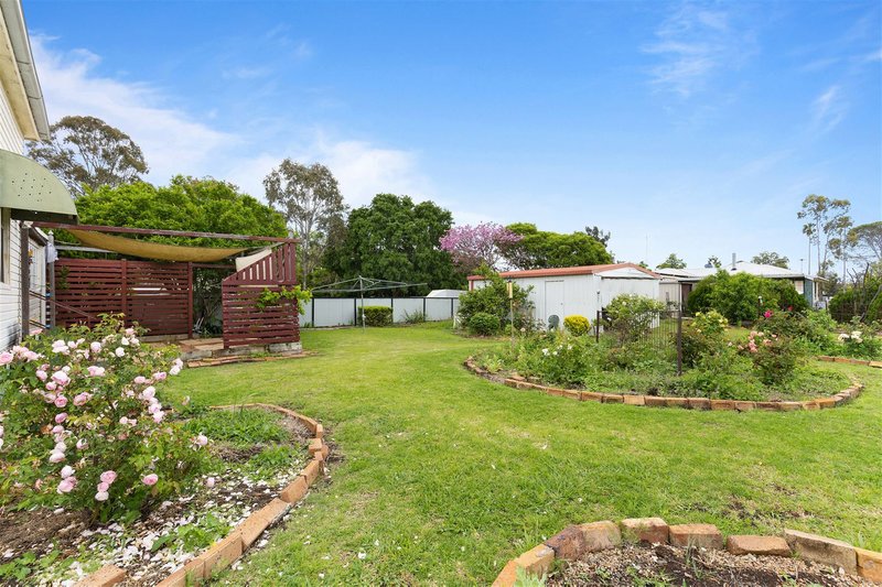 Photo - 1 Grimes Street, Clifton QLD 4361 - Image 20