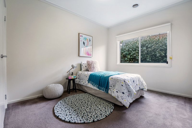 Photo - 1 Grosvenor Square, Craigieburn VIC 3064 - Image 7