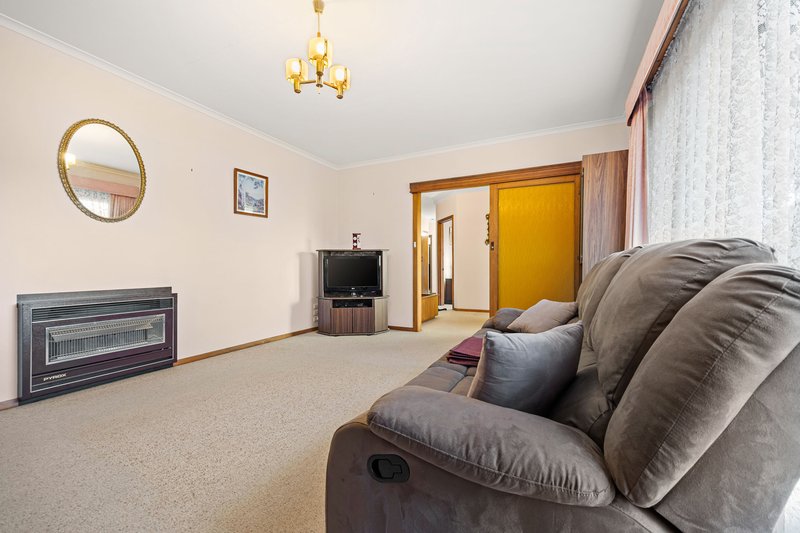 Photo - 1 Guiding Court, Sebastopol VIC 3356 - Image 4