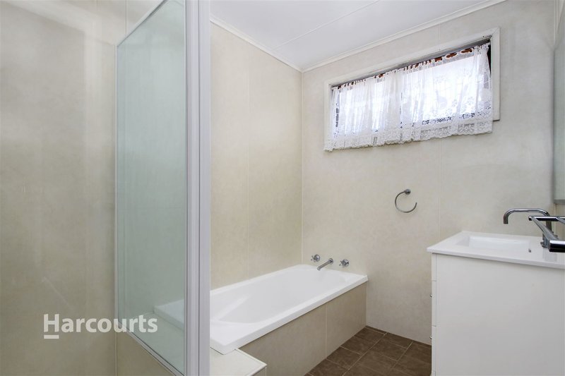 Photo - 1 Guligal Road, Dapto NSW 2530 - Image 6