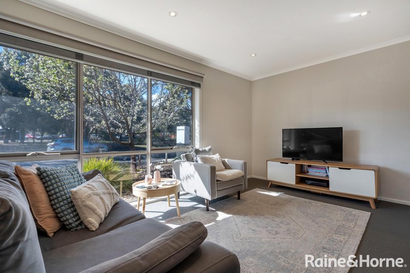 Photo - 1 Gullane Drive, Sunbury VIC 3429 - Image 2