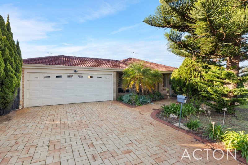 1 Gumina Place, Lake Coogee WA 6166