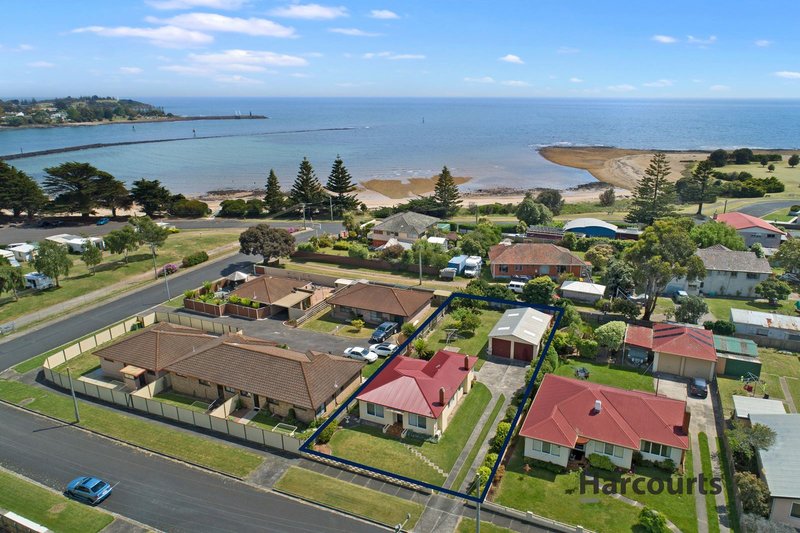 Photo - 1 Gwynne Street, East Devonport TAS 7310 - Image 2