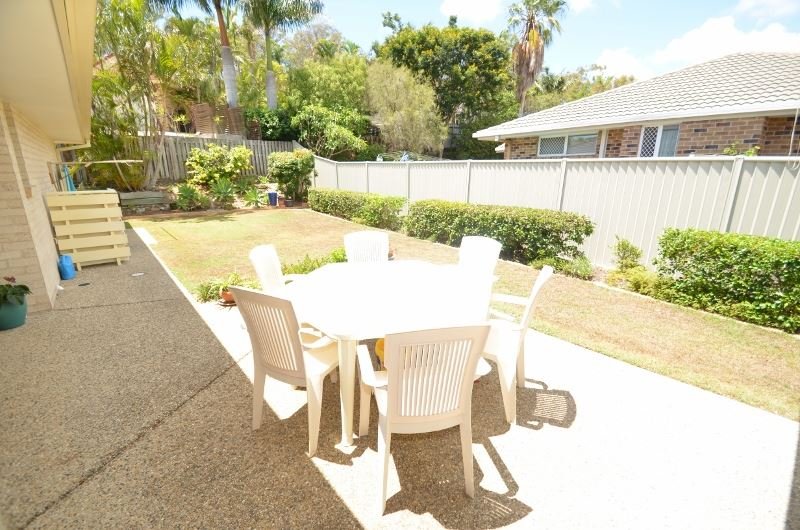 Photo - 1 Gympie Close, Parkwood QLD 4214 - Image 4