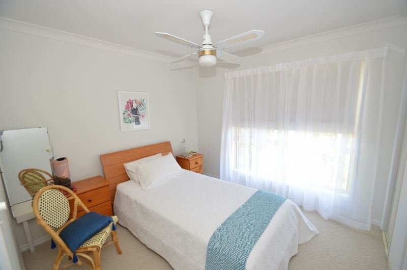 Photo - 1 Gympie Close, Parkwood QLD 4214 - Image 12