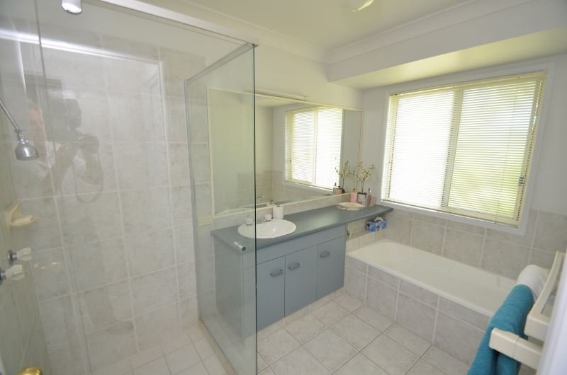 Photo - 1 Gympie Close, Parkwood QLD 4214 - Image 14