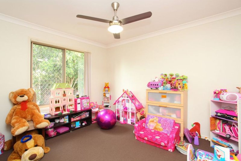 Photo - 1 Halifax Court, Bray Park QLD 4500 - Image 6