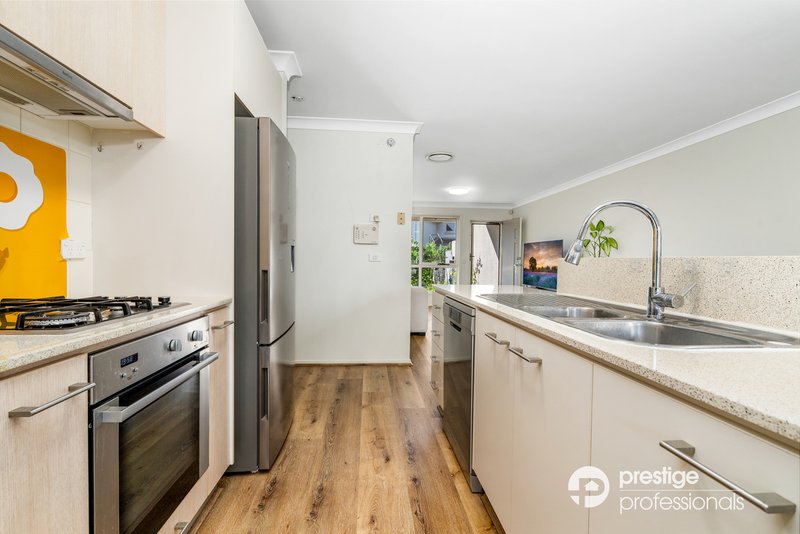 Photo - 1 Hamlin Circuit, Holsworthy NSW 2173 - Image 7