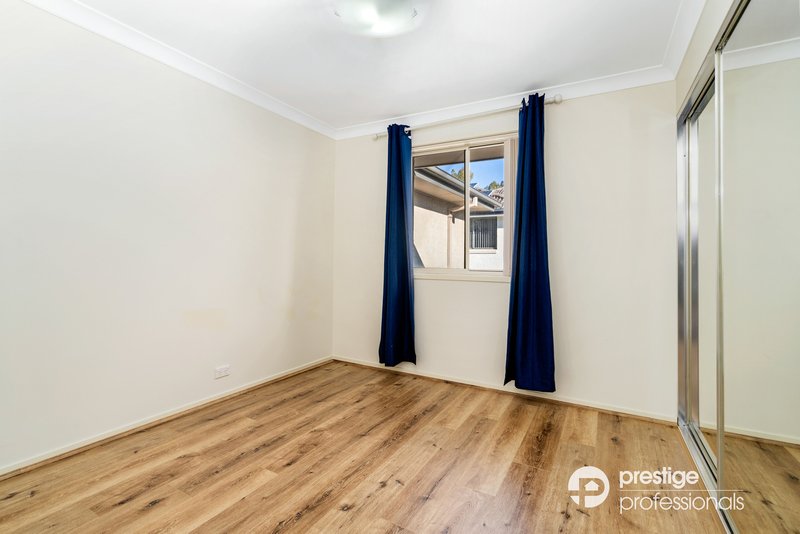Photo - 1 Hamlin Circuit, Holsworthy NSW 2173 - Image 10