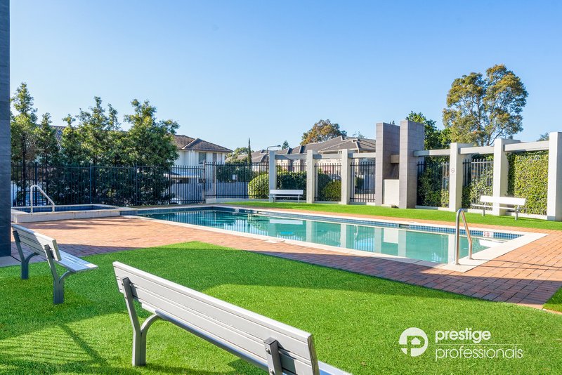 Photo - 1 Hamlin Circuit, Holsworthy NSW 2173 - Image 14