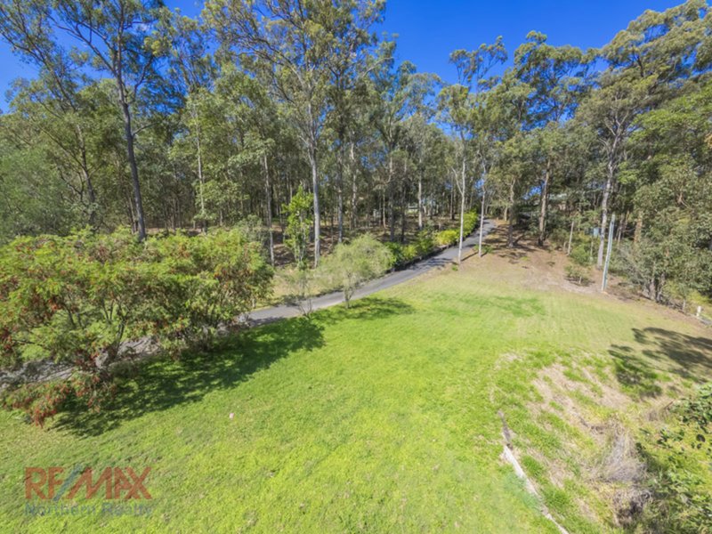 1 Harrier Place, Warner QLD 4500