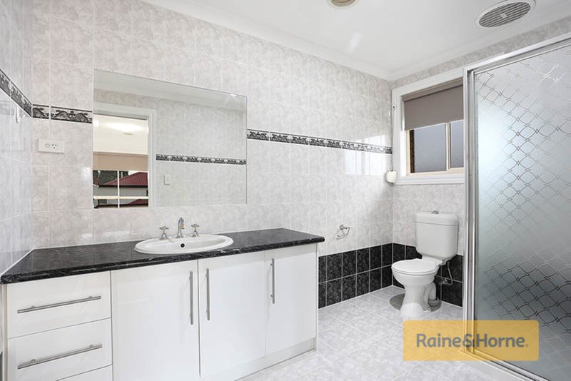 Photo - 1 Harrower Street, Roxburgh Park VIC 3064 - Image 10