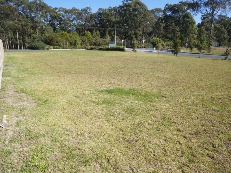 Photo - 1 Hartlyn Drive, Wallabi Point NSW 2430 - Image 3