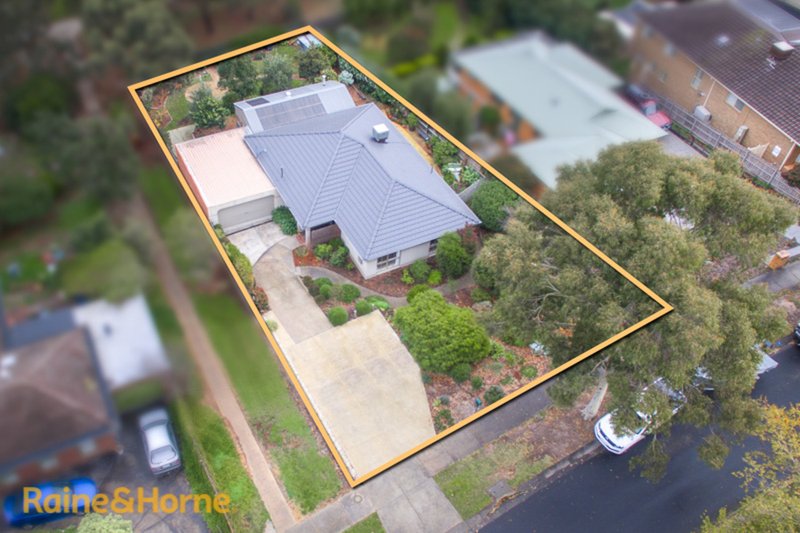 Photo - 1 Hasluck Court, Sunbury VIC 3429 - Image 4