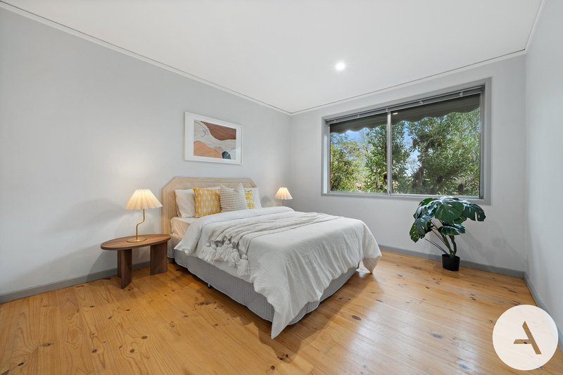 Photo - 1 Hayter Place, Page ACT 2614 - Image 10