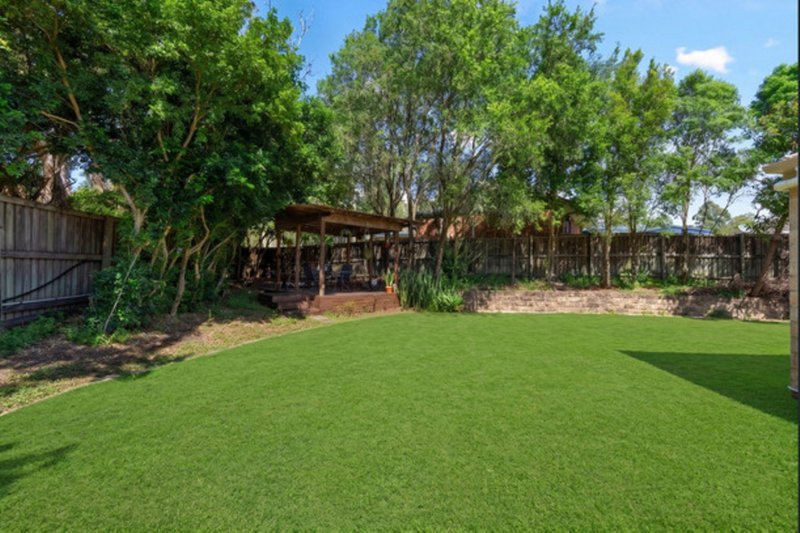 Photo - 1 Hayward Avenue, Cashmere QLD 4500 - Image 21